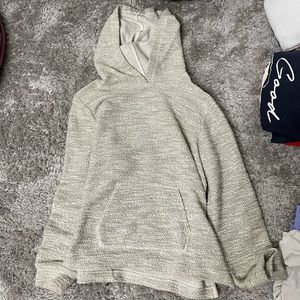 Cozy textured sweatshirt. Rarely worn and in good condition.